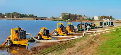 Mobile Dewatering Pump Use to Control Water Elevation in The River